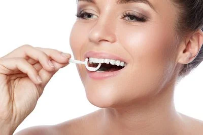 лечить зубы недорого