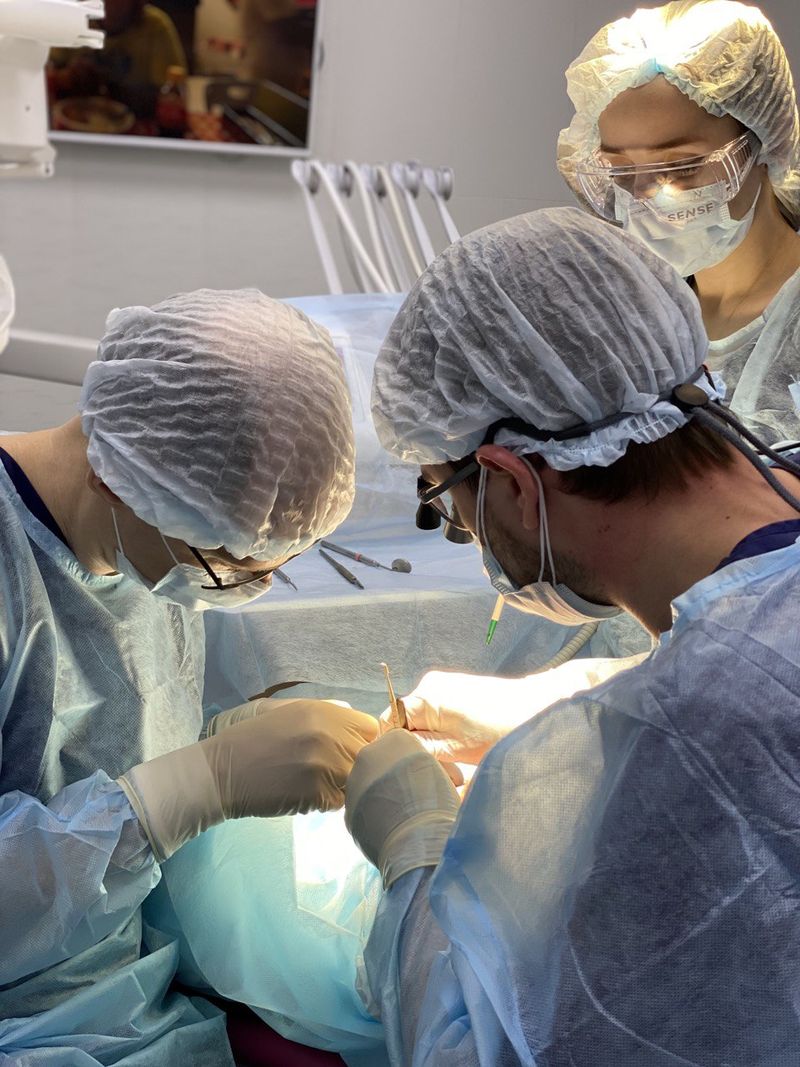 Что такое хирургический шаблон для имплантации?